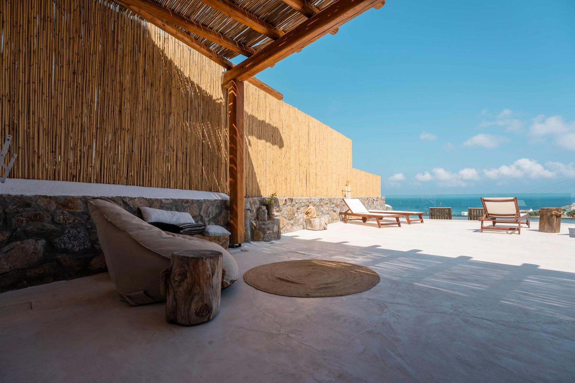 M-Vibes Mykonos Suites 卡拉法蒂斯 外观 照片