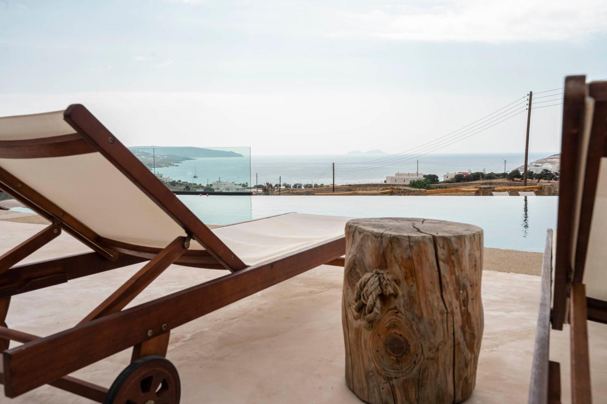 M-Vibes Mykonos Suites 卡拉法蒂斯 外观 照片