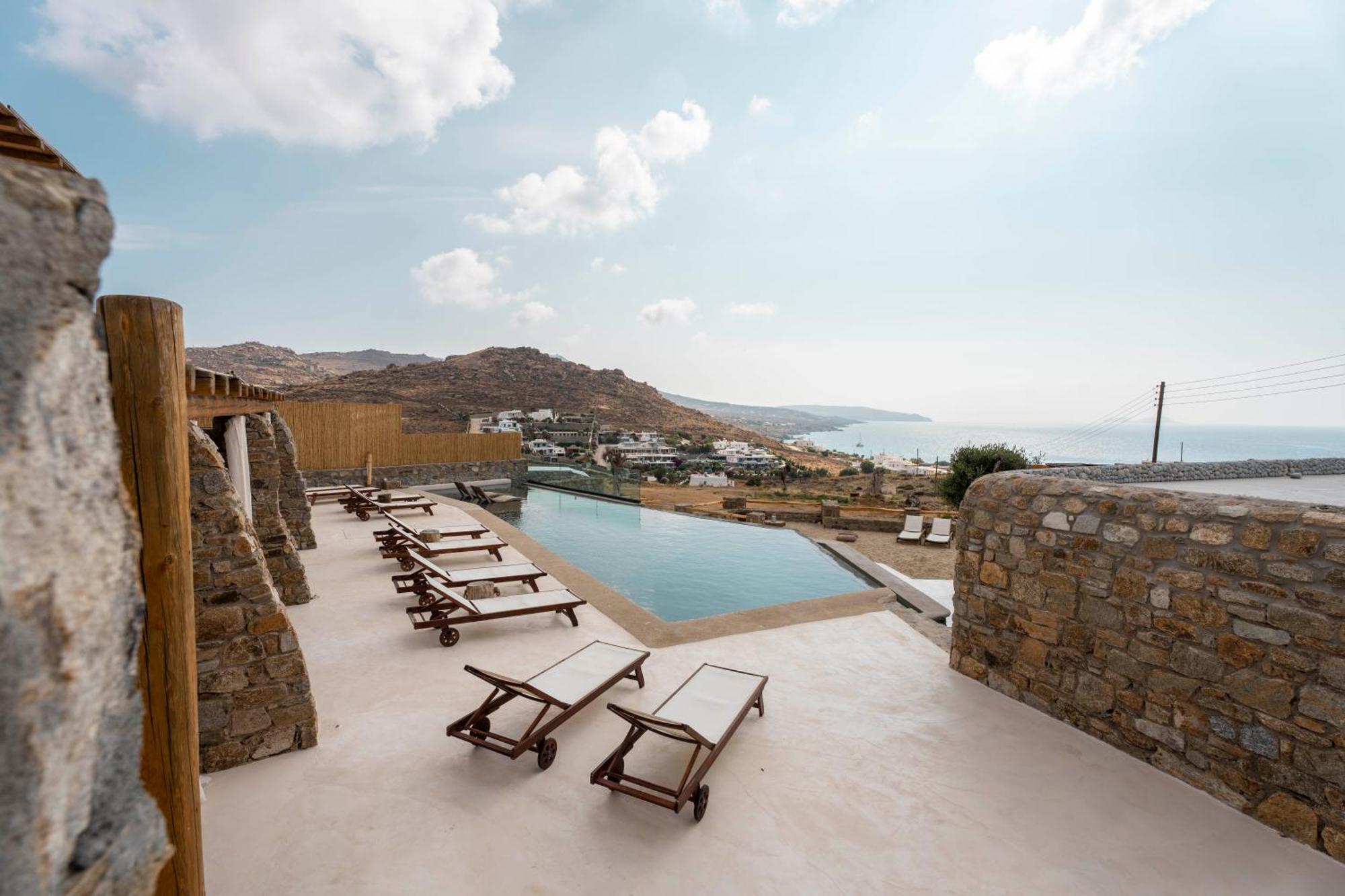 M-Vibes Mykonos Suites 卡拉法蒂斯 外观 照片
