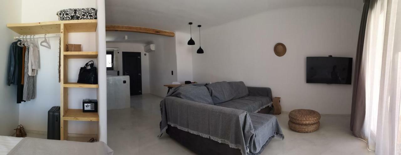 M-Vibes Mykonos Suites 卡拉法蒂斯 外观 照片
